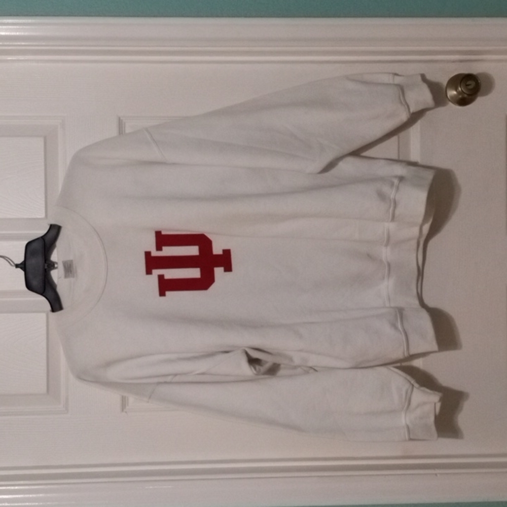 INDIANA UNIVERSITY SWEATSHIRT